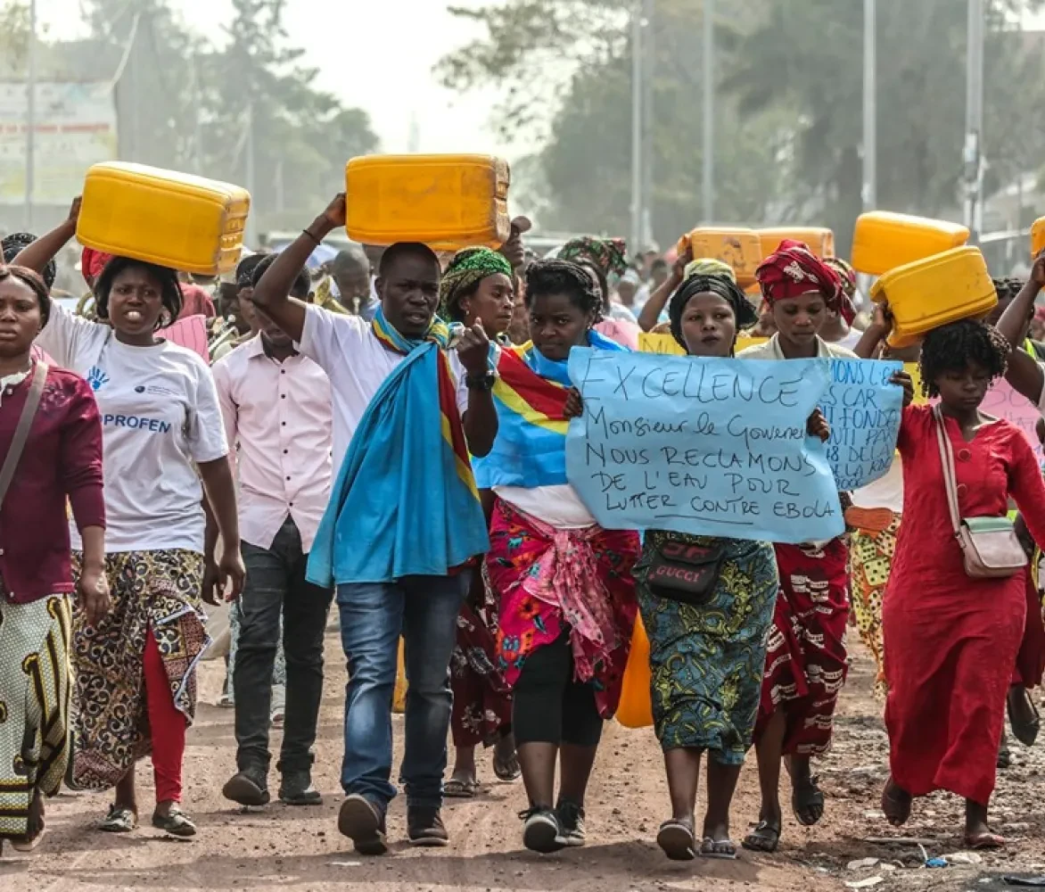 Een optocht voor water in Congo (AIDPROFEN)