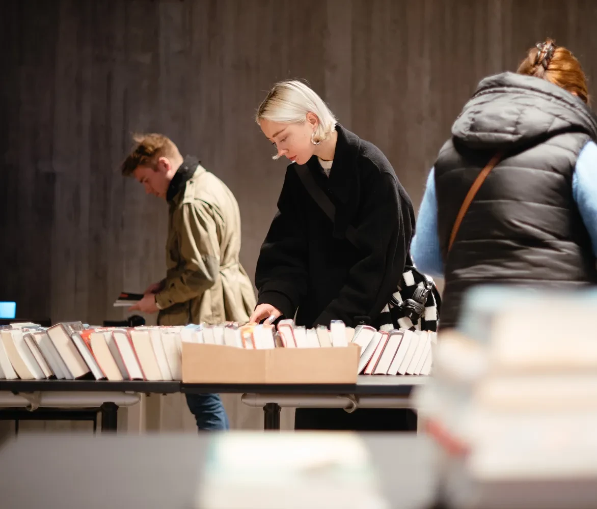 Foto van de boekenverkoop in Gent