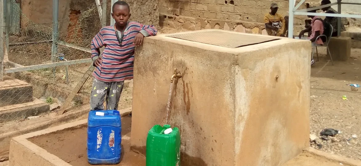 De drinkwaterpunten in Talico geven nu voldoende water, de hele dag door