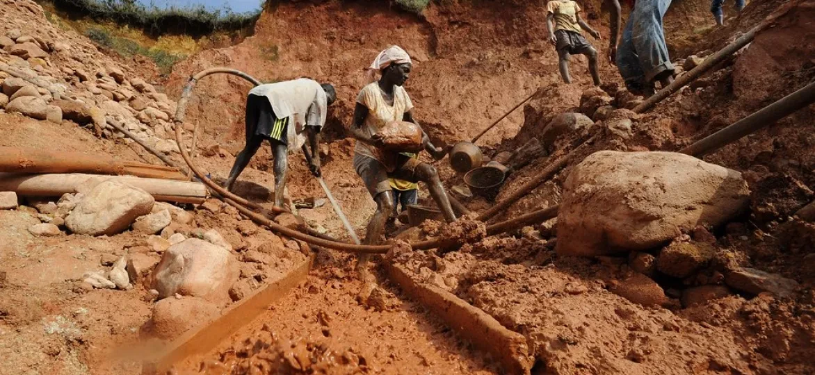 Goudmijnbouw leidt in Colombia tot mensenrechtenschendingen en milieuvervuiling