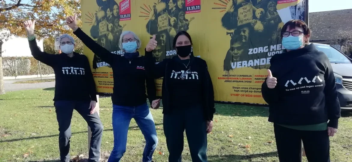 11. group De Pinte corona-proof at the campaign posters