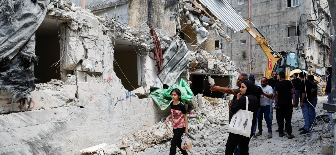 Huizen worden gesloopt in de bezette Westelijke Jordaanoever.