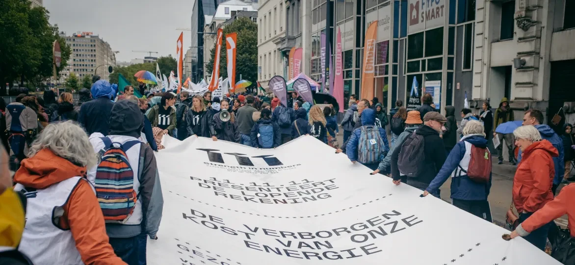 11.11.11 Presenta el proyecto de ley de 50 metros para nuestra energía