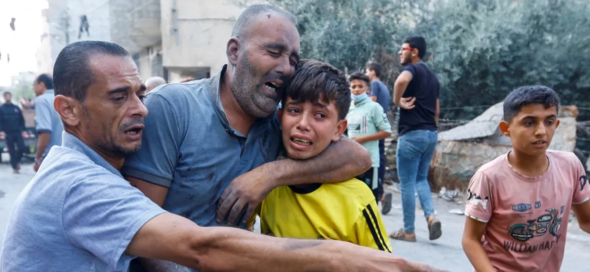 RTSP3U1Y-palestijnen-in-gaza-na-bombardementen.jpg
