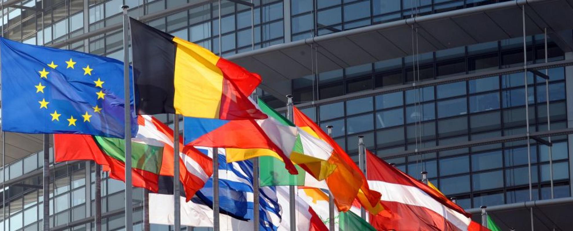 EU-parliament-flags