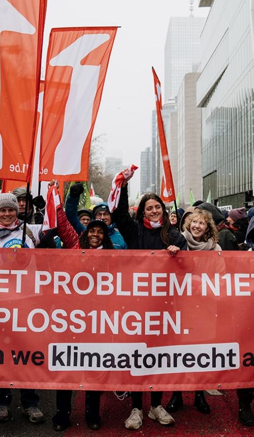 11.11.11 op de klimaatmars in Brussel, met spandoek