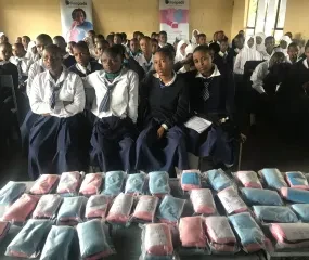 Medisch project/herbruikbare maandverbanden op de middelbare school
