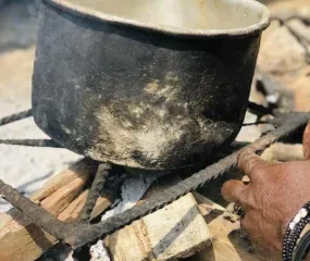 Cooking pot 
