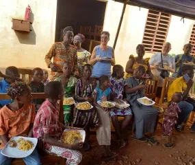 Aangeboden feestmaaltijd