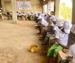 Met de sponsoring van lokaal mondiaal hebben we een nieuw gebouw 