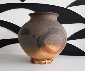 Opwaaardering van de traditionele keramiek.