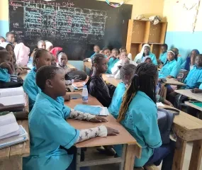 Jan 2026 Groupe Scolaire Chérif Limane Aïdara met zijn 650 leerlingen grote nood aan peters en meters