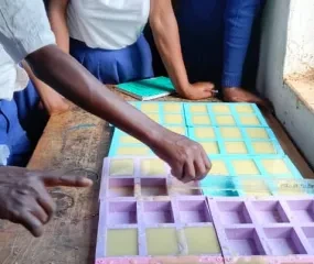 Zeep in de malletjes gieten