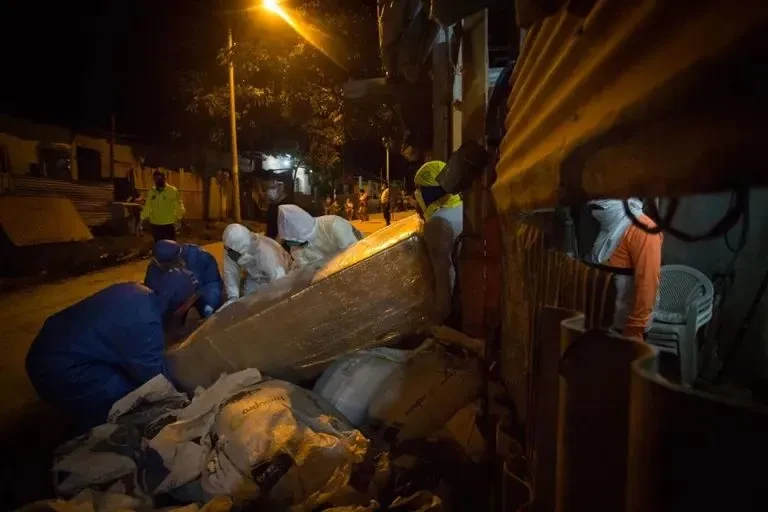 Straten in Guayaquil, april 2020 (Foto © Ivan Castaneira)
