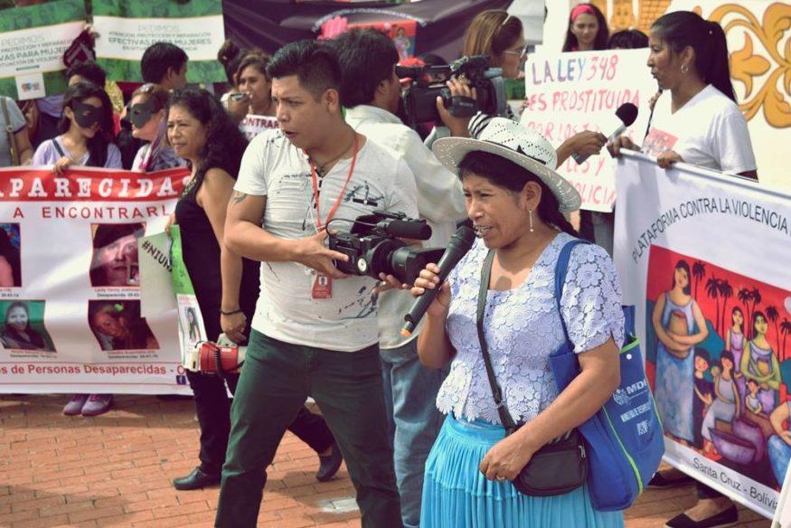 Optocht voor gendergelijkheid in Bolivia door Colectivo Rebeldia