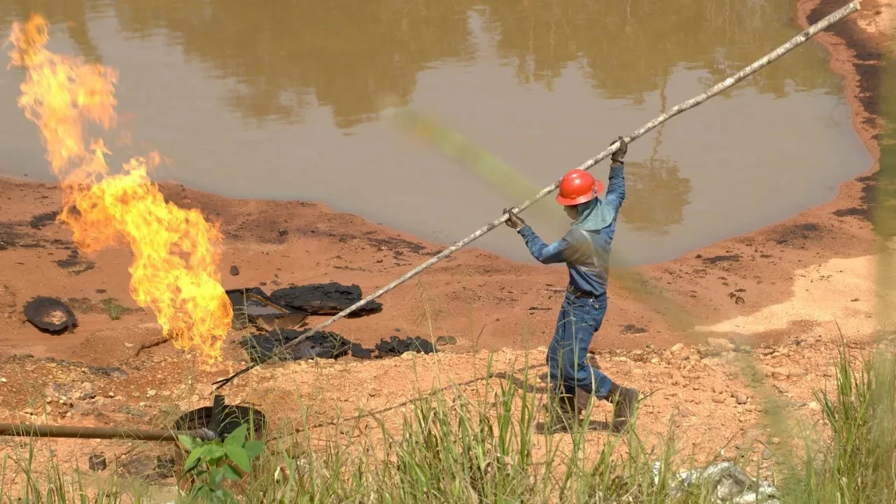 Gasfakkel van de dood in Ecuador