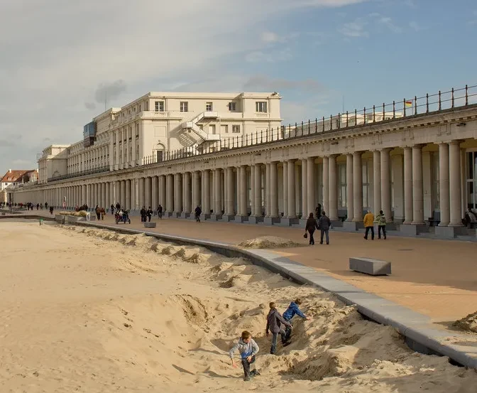 Thermae Palace aan het strand van Oostende