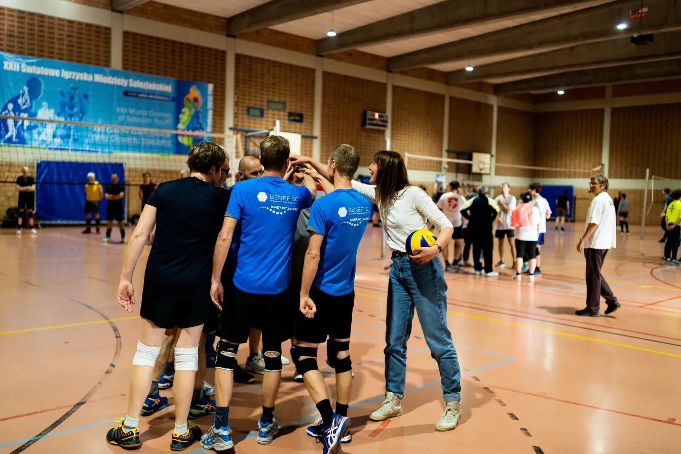 Els Hertogen op volleybalactie