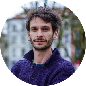 Flor, beleidsmedewerker migratie