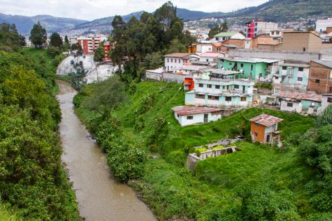 De Machángara-rivier in Ecuador krijgt eigen rechten en is zo beschermd tegen vervuiling.