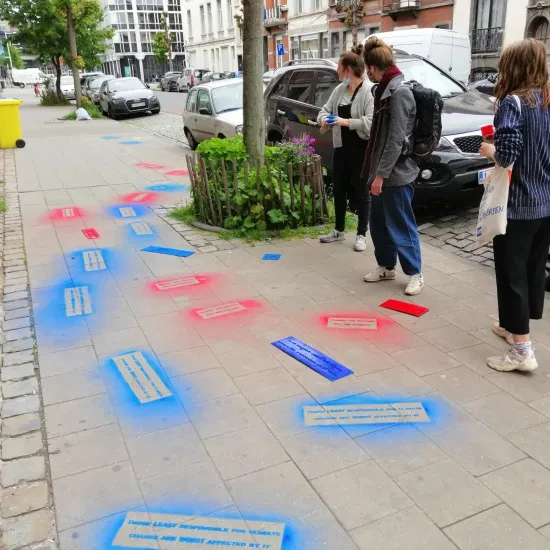 slogans graffiti-actie