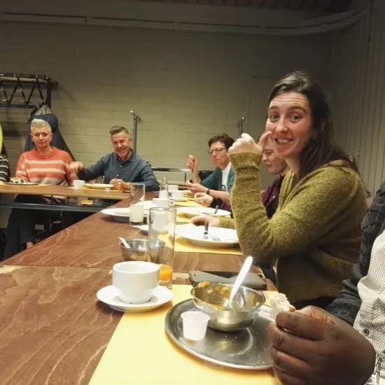 Vrijwilligers in Herenthout eten